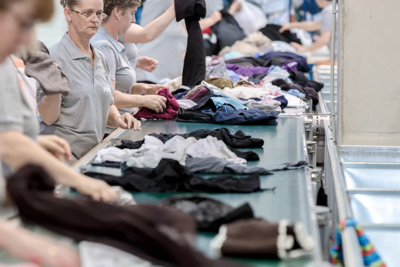 Rolul si responsabilitatea uzinelor de sortare in domeniul textilelor folosite in Romania